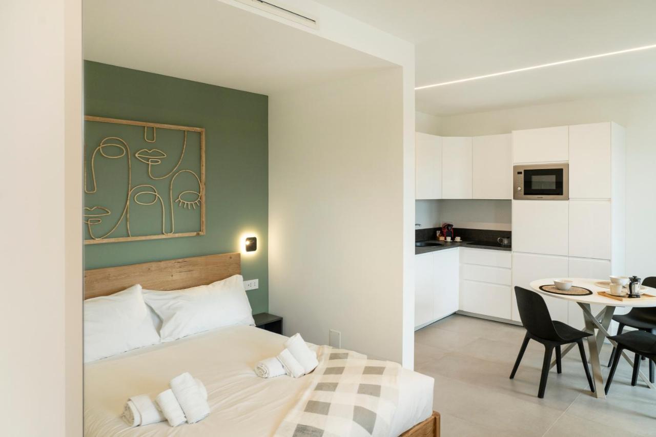 Gentile 46 Luxury Flat Lejlighed Bari Eksteriør billede