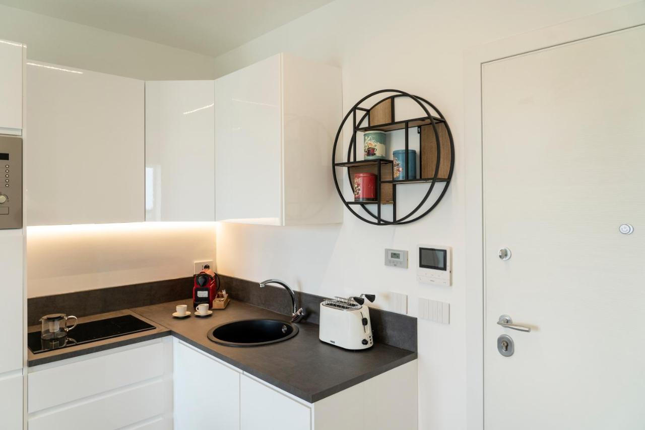 Gentile 46 Luxury Flat Lejlighed Bari Eksteriør billede